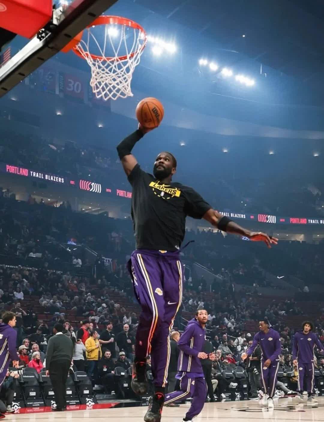 爵士稳占西部前列,挑战湖人之战谁赢了